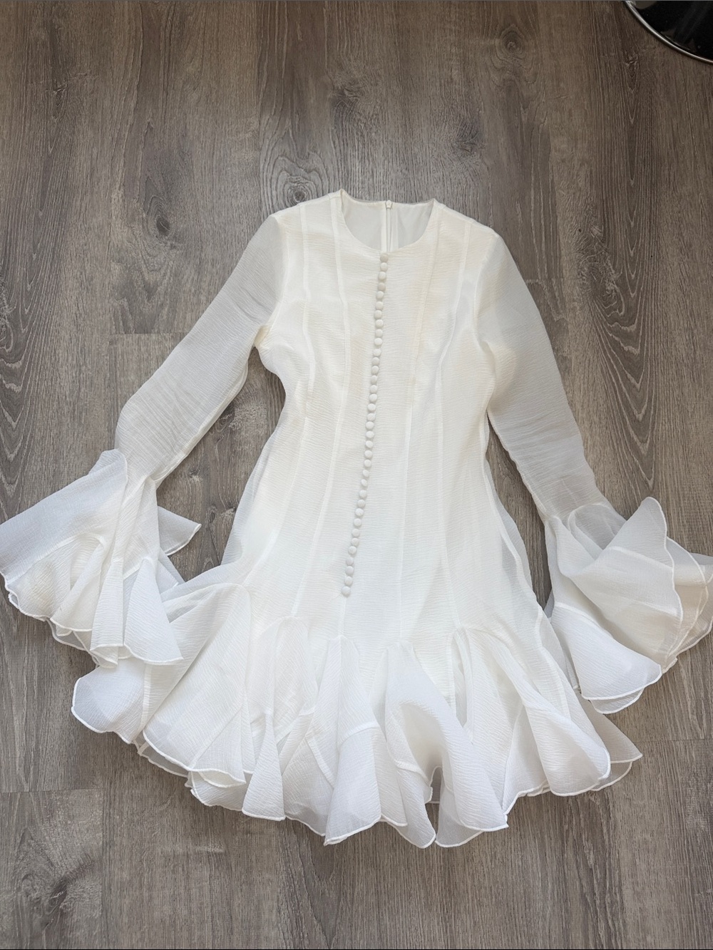 Elegant White Ruffle Hem Long-Sleeve Dress/ XS